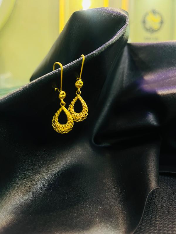گوشواره زنانه طلا ۱۸ عیار گوشواره زنانه لوکس گالری طلای عزیز