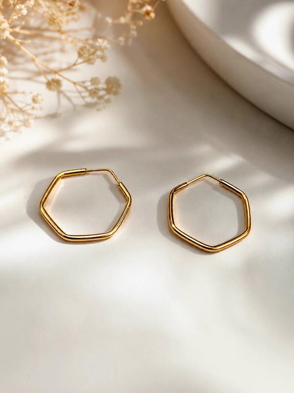 گوشواره زنانه طلا ۱۸ عیار گوشواره ۶ضلعی طلای شیک