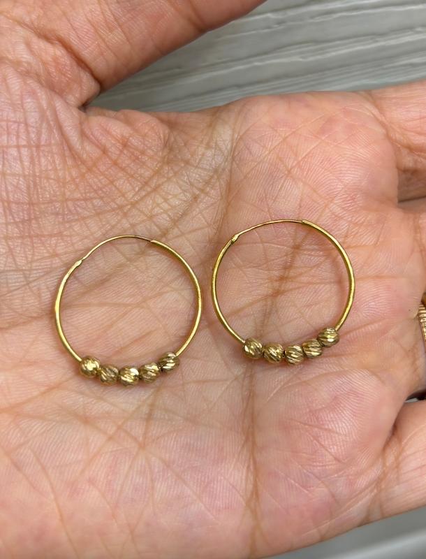 گوشواره زنانه طلا ۱۸ عیار گوشواره حلقه ای با گوی البرنادو قطر ۲ سانت گالری طلای فلور گالری طلای فلور