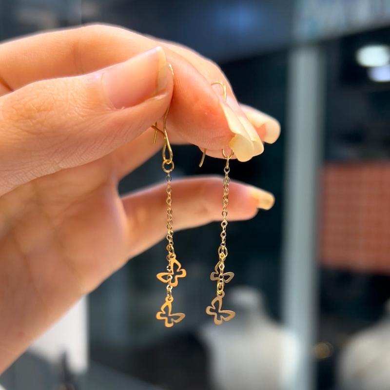 گوشواره زنانه طلا ۱۸ عیار آویز پروانه‌ای گالری طلای ایرانه