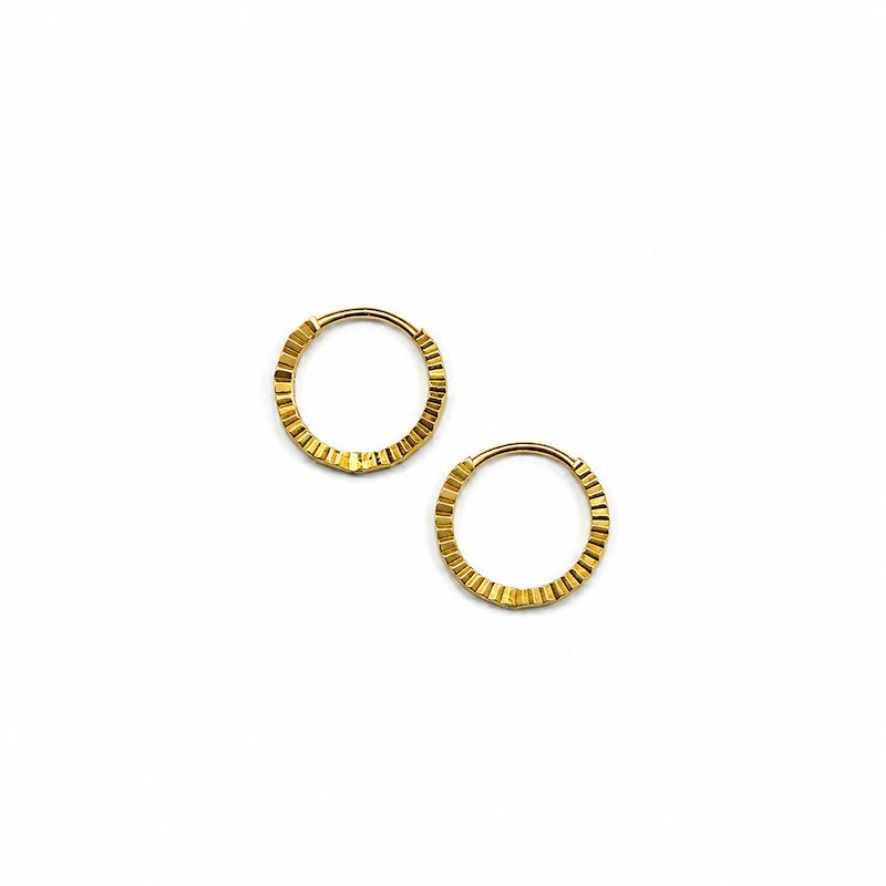 گوشواره زنانه طلا ۱۸ عیار گوشواره حلقه ای تراش Zhofil.gold