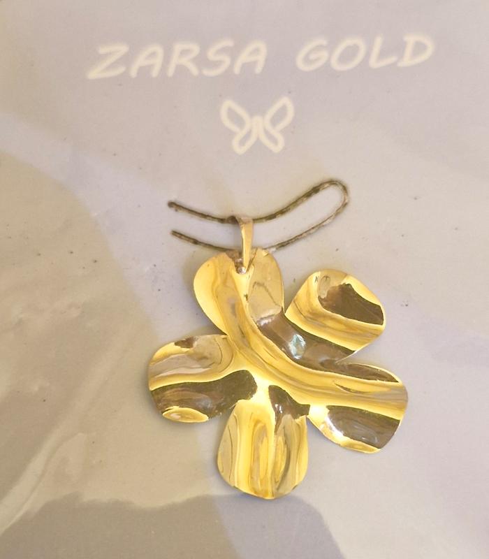 آویز زنانه طلا ۱۸ عیار خلیج گالری دباغ