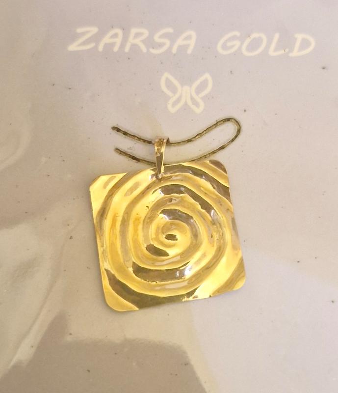 آویز زنانه طلا ۱۸ عیار خلیج گالری دباغ