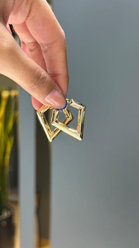 گوشواره زنانه طلا ۱۸ عیار گوشواره آکوا طرح الماس لیوراگلد صفری