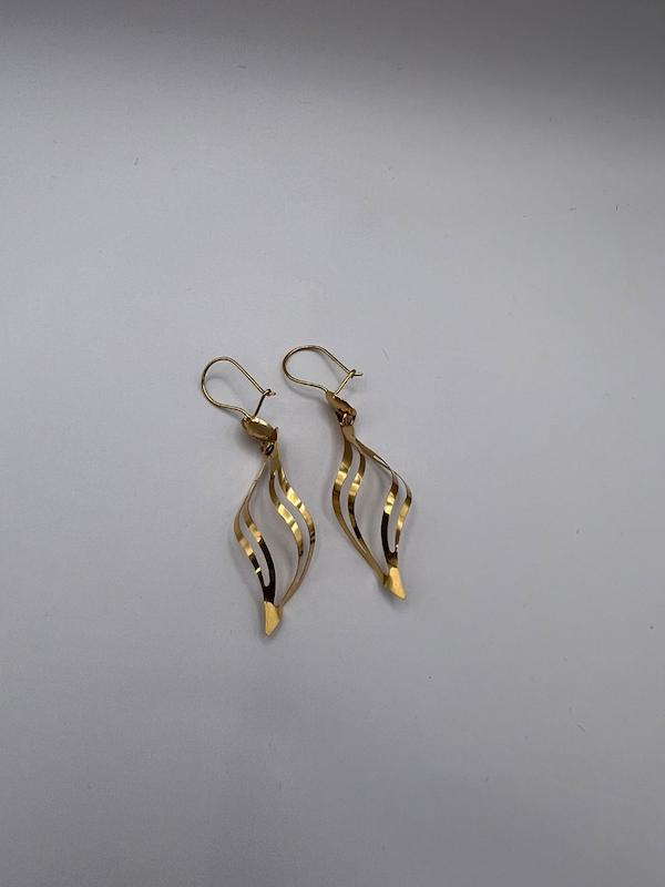 گوشواره زنانه طلا ۱۸ عیار گوشواره برگ آویز گالری طلای آویز