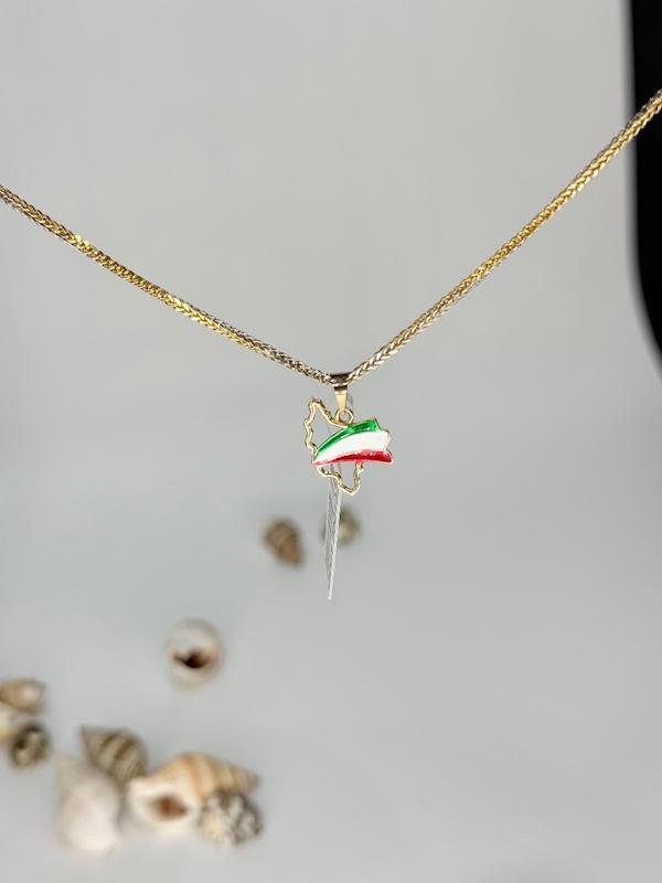 آویز زنانه طلا ۱۸ عیار مدال تک ایران دلاوری گلد