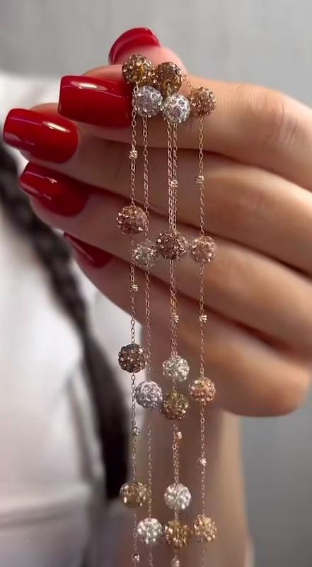 دستبند زنانه طلا ۱۸ عیار دستبند گوی و سواروسکی رزگلد کم اجرت گالری کاژه گلد