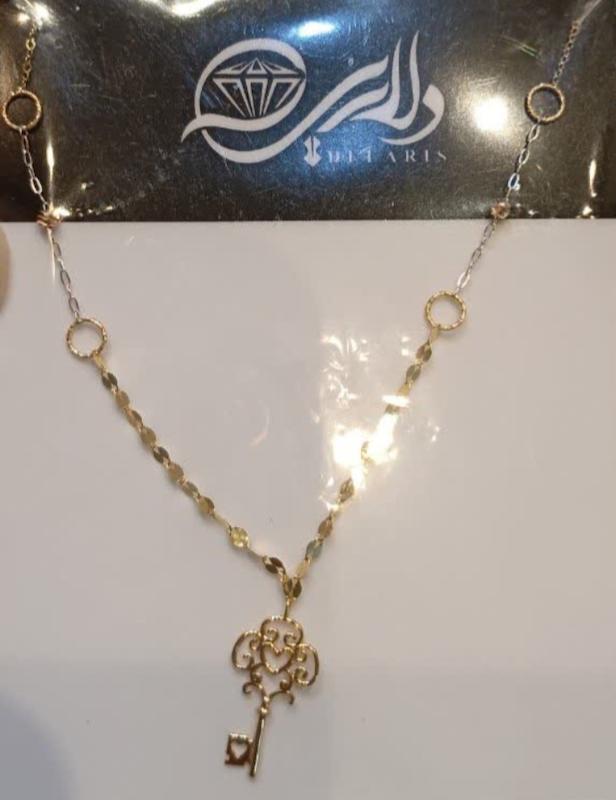 گردنبند طلا ۱۸ عیار کلید با زنجیر استار پولکی گالری یادمان