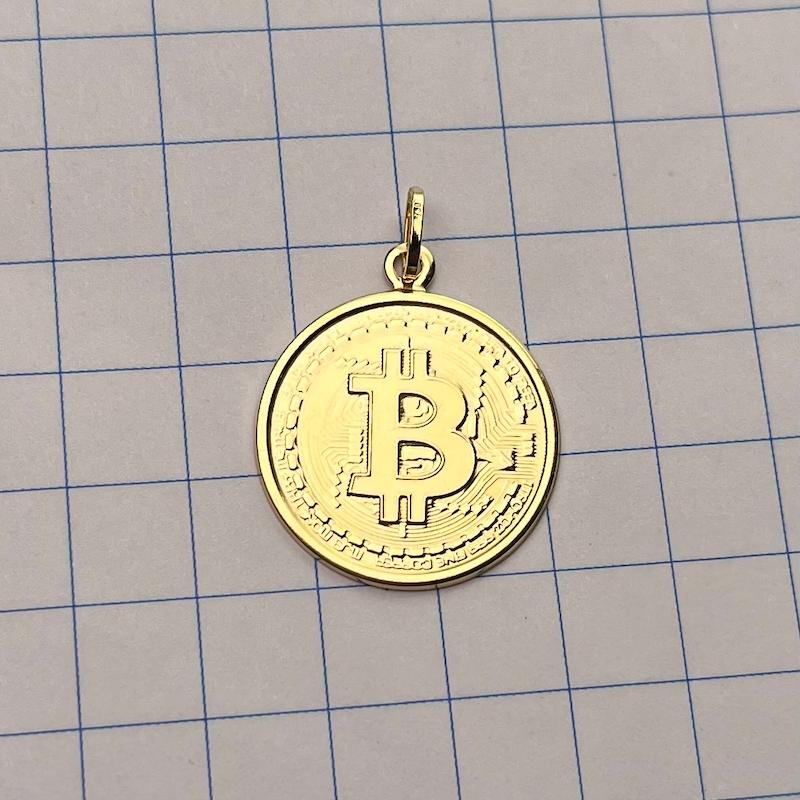 آویز طلا ۱۸ عیار بیت کوین مندی گلد