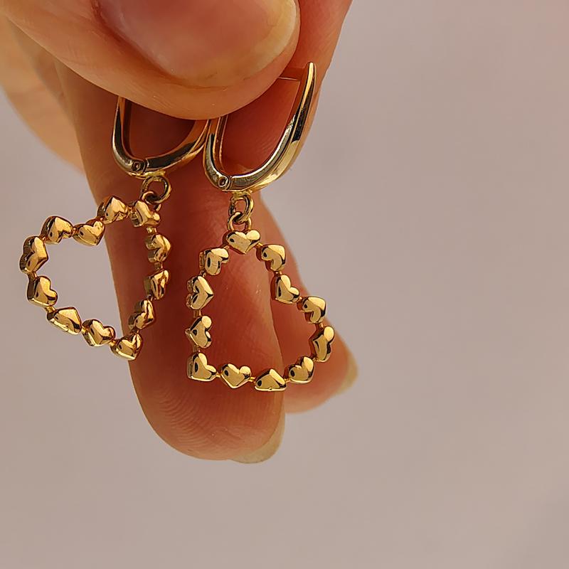 گوشواره زنانه طلا ۱۸ عیار قلب قلبی گالری طلای یمنا