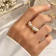 انگشتر زنانه طلا ۱۸ عیار انگشتر گوی و مروارید سفید ری گلد
