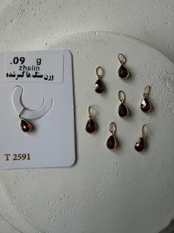 آویز زنانه طلا ۱۸ عیار مارکو اشکی رنگ زرشکی Matows_gold_gallery2
