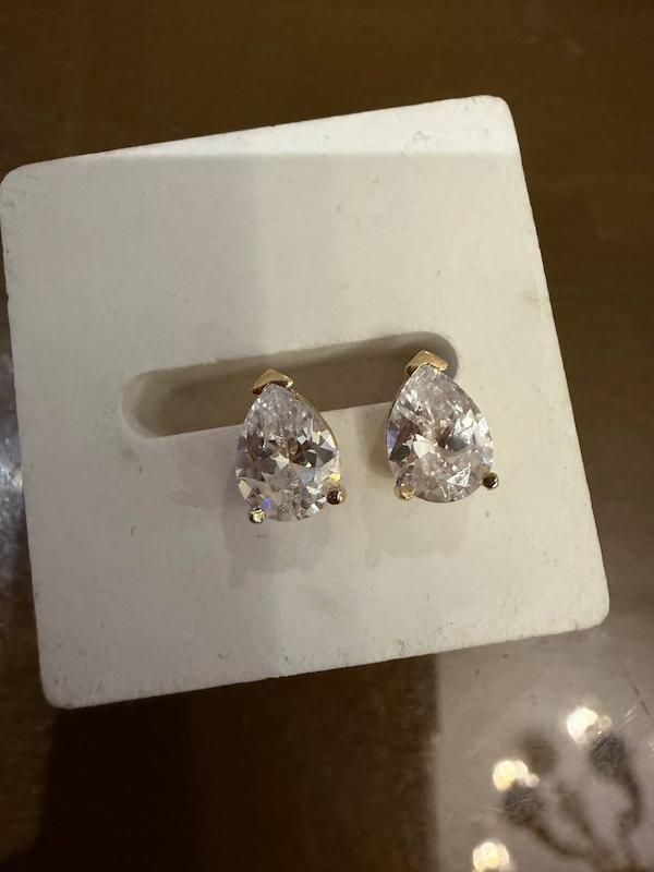 گوشواره زنانه طلا ۱۸ عیار گوشواره میخی اشکی Matows_gold_gallery