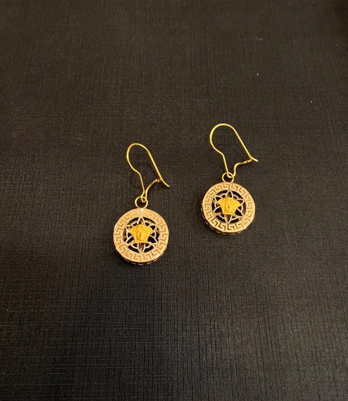 گوشواره زنانه طلا ۱۸ عیار ورساچ گالری طلای آژو