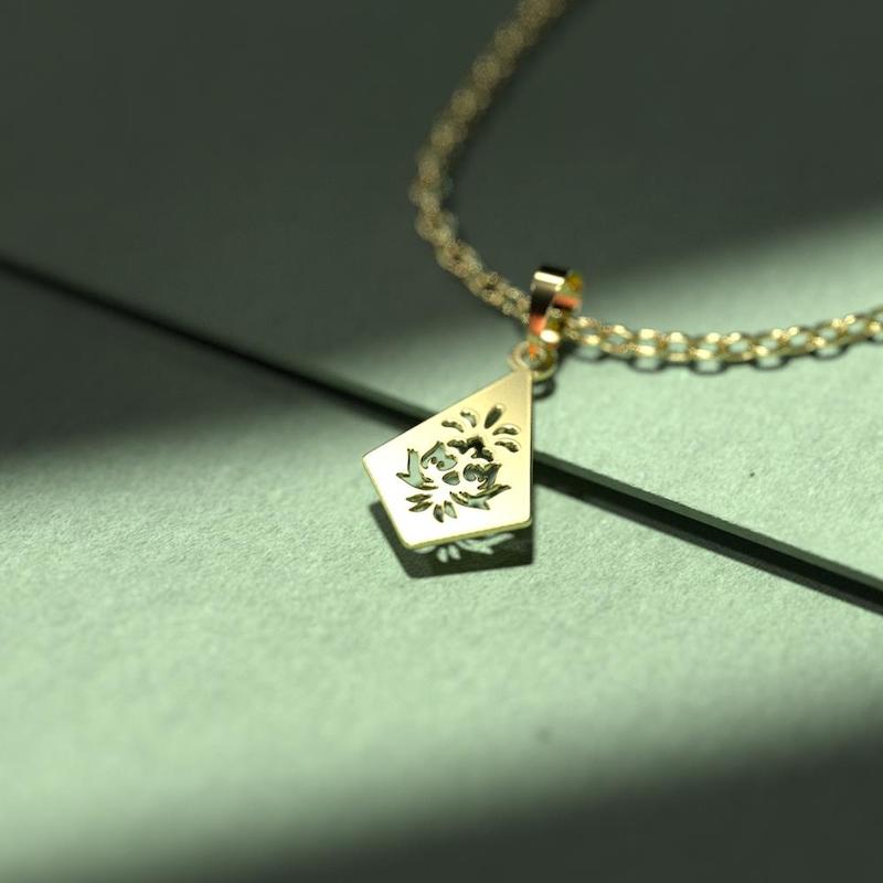 گردنبند طلا لوزی 18 عیار  کد NN1113