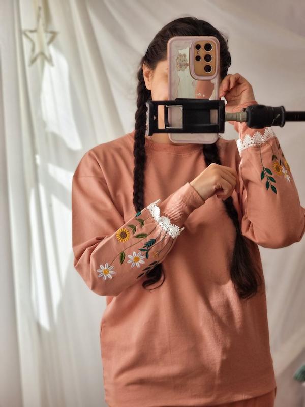 بلوز گیپوری آفتابگردون  کد ۸۶۰ 