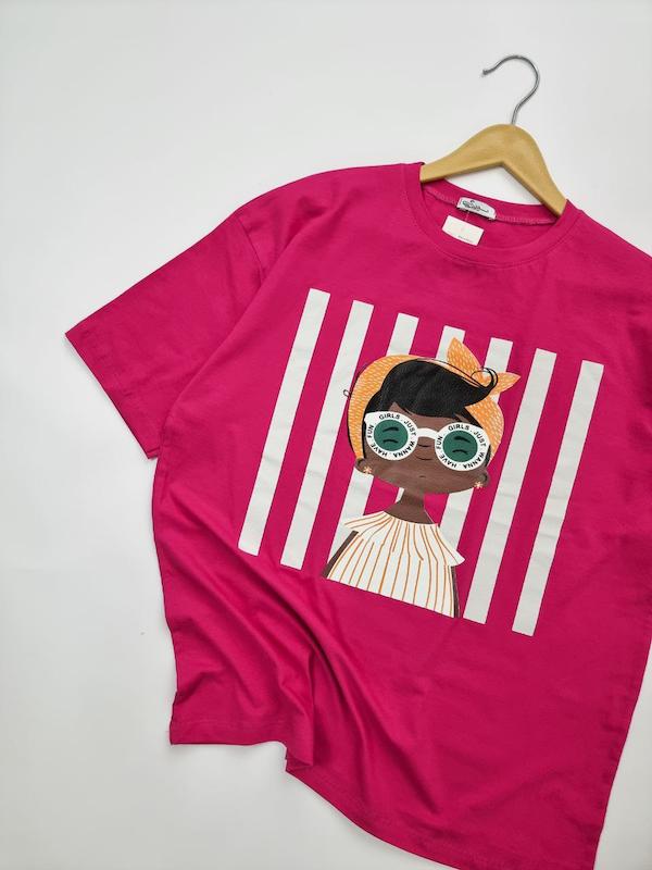تیشرت دختر عینکی  کد ۷۱۰