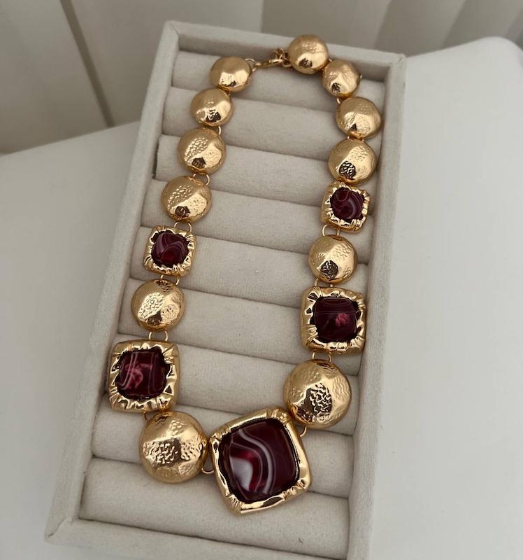 گردنبند طرح سنگ