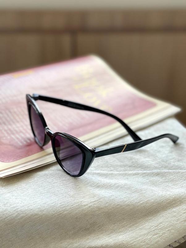 عینک آفتابی زنانه برند gucci کد 85