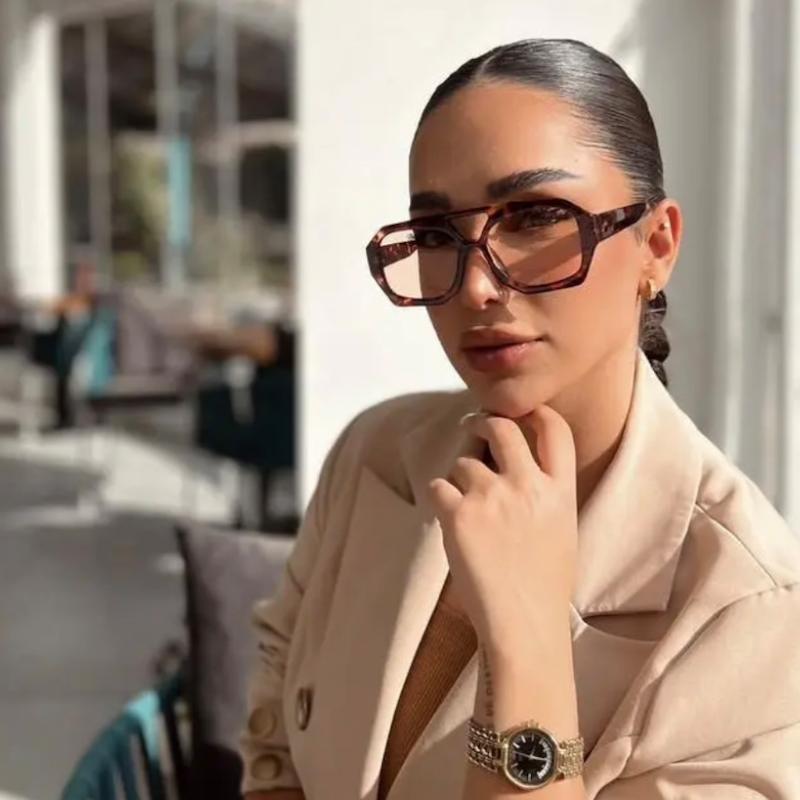 عینک آفتابی زنانه برند وهلا کد 104