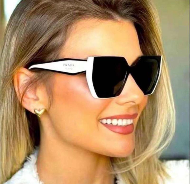 عینک آفتابی زنانه برند prada کد 107