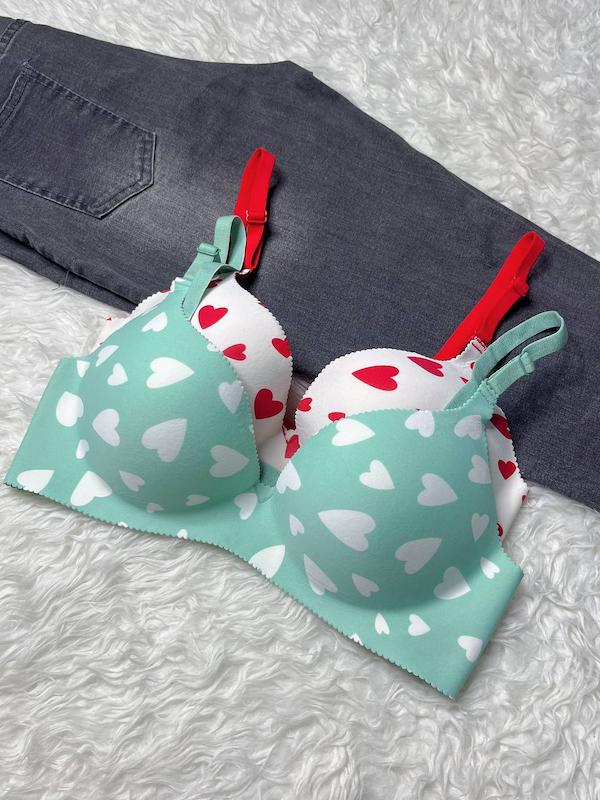 سوتین نویا ۲