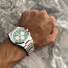 عکس ساعت تیسوت PRX صفحه سبز روی دست از دور 
