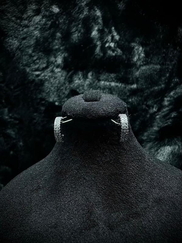 گوشواره نقره حلقه‌ای طرح الماسه زنانه