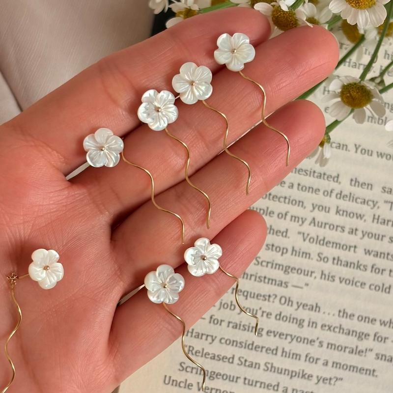 گوشواره کرلی بابونه