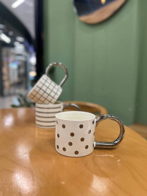 ماگ سفید نقره ای