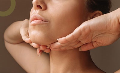 بوتاکس طبیعی صورت؛ راهکار گیاهی حجم‌دهنده چهره | سینا شاپ