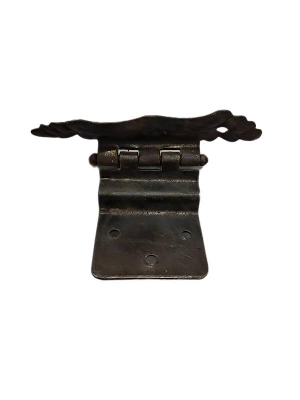 خرید لولای تزئینی فرفورژه آنتیک مدل خم‌دار – لولای کلاسیک چهار سوراخه (کارکرده)