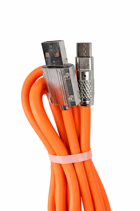 کابل USB به USB-C یک متری با کانکتور فلزی