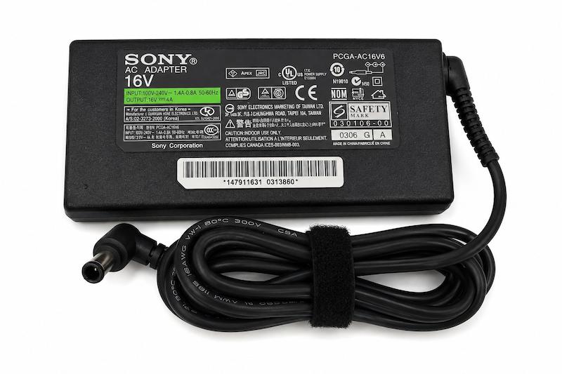 شارژر لپ تاپ سونی 16 ولت 4 آمپر مدل PCGA-AC16V6 اورجینال(استوک رو دستگاهی + تست شده)