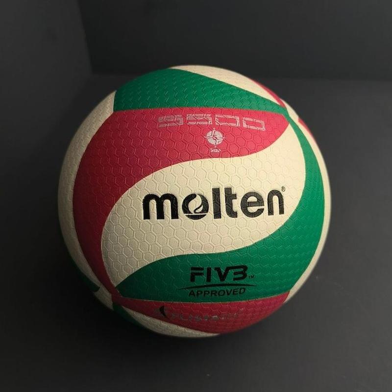 توپ والیبال مولتن