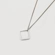 گردنبند نقره با آویز مربع