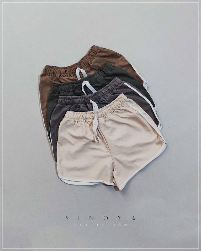 شورتک نوار سفید