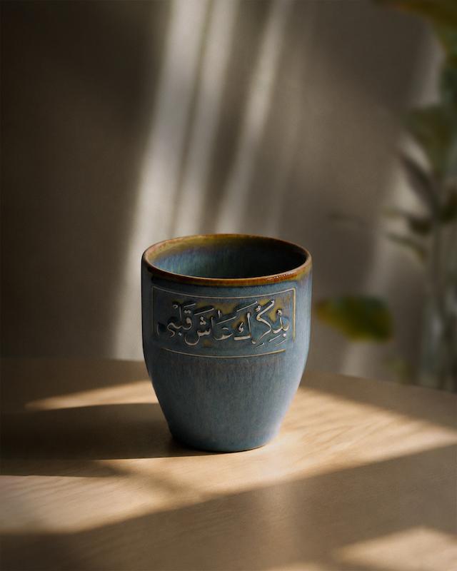 ماگ سیره (بدون دسته، طرح یاد) رنگ آبی پارسی