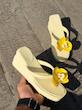 صندل لا انگشتی FLOWER  لژ 8 سانت کف بندی طبی متریال ترک شیک و راحت با ضمانت