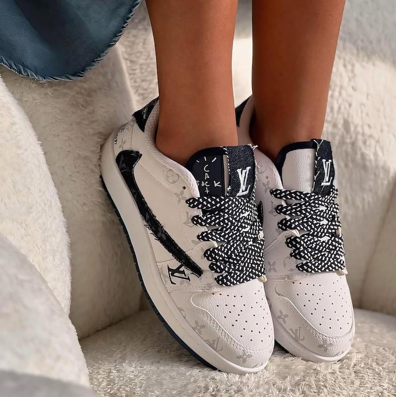 کتونی NIKE LV لژ دار ترند جهانی  لژ 5 سانت 