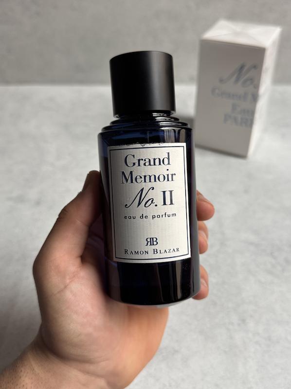 عطر ادکلن رامون بلیزر گرند ممویر 2 | DUMONT PARIS No.II Grand Memoir