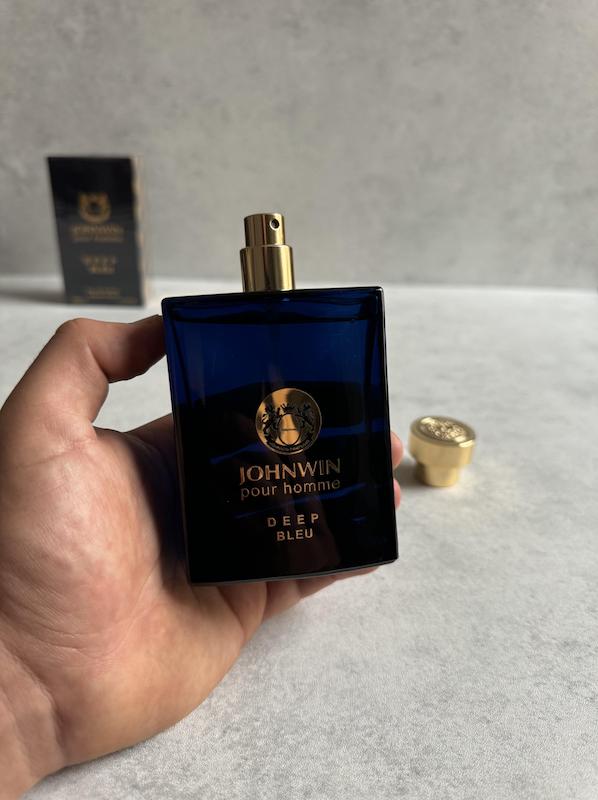 عطر ادکلن ورساچه دیلن بلو مردانه |  Versace Pour Homme Dylan Blue