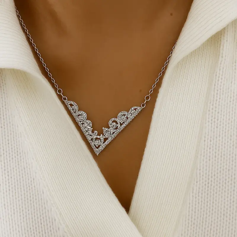 گردنبند نقره‌ای  CM