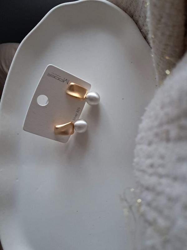 گوشواره طلایی مات مرواریدی فشن