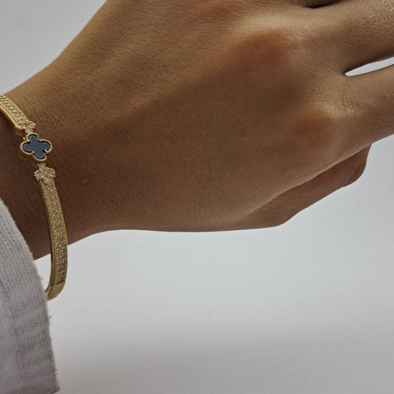 دستبند طلایی مشکی ونکیلیف 