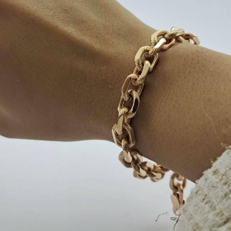 دستبند طلایی کارتیر ژوپینگ 