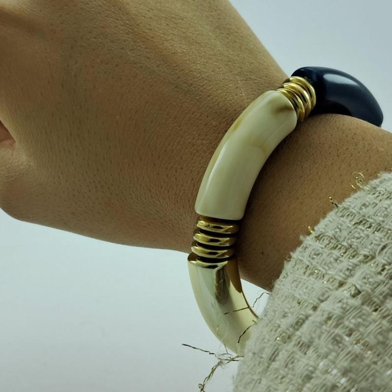 النگو رزینی سورمه ای