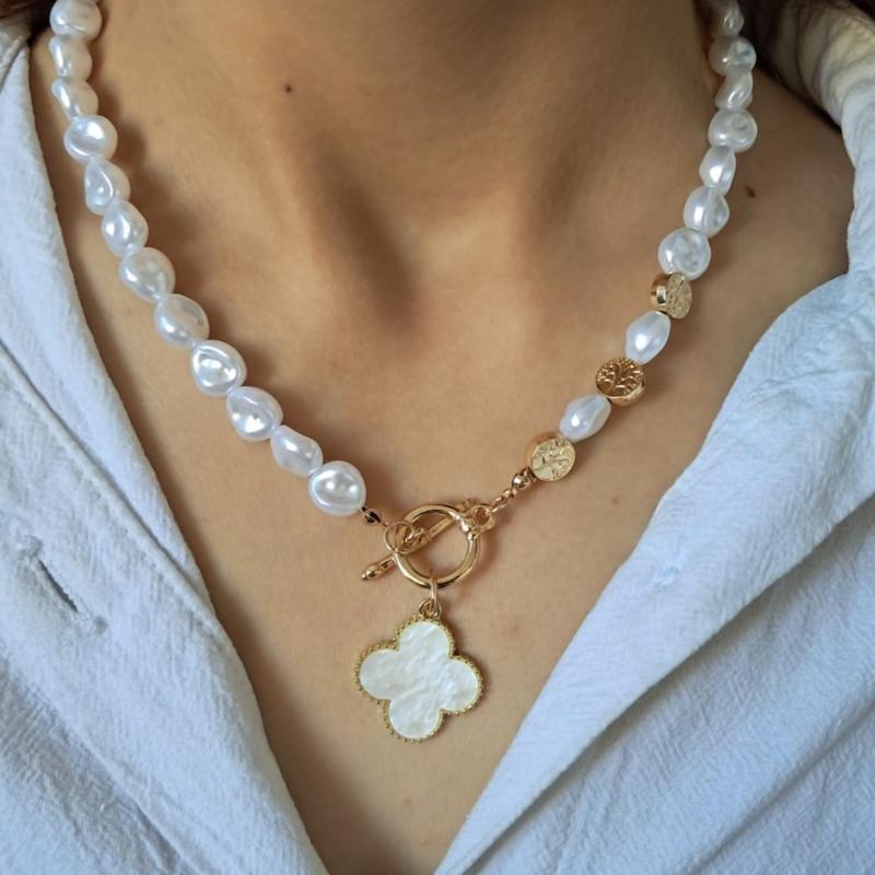 گردنبند مرواریدی ونکیلیف