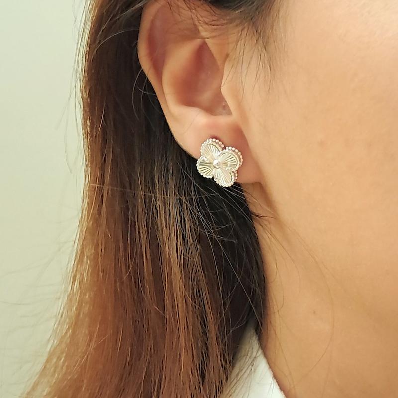 گوشواره نقره ای ونکیلیف کد 1250