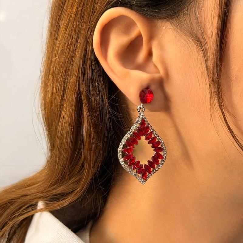 گوشواره نقره ای قرمز مجلسی فشن کد GO00131